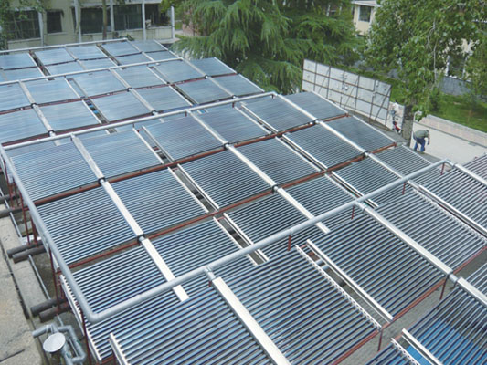 熱泵三聯(lián)供太陽能工程系統(tǒng)